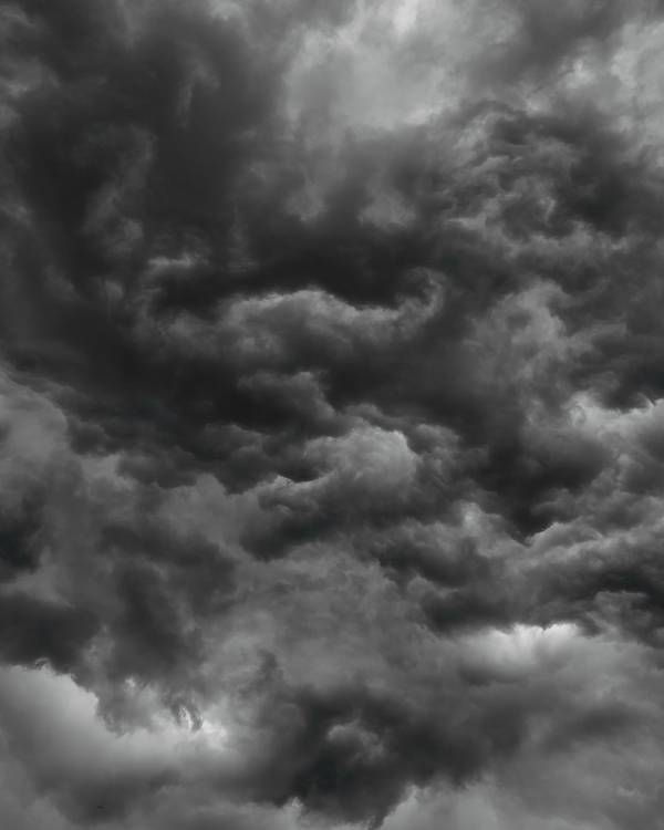 Nubes de tormenta muy oscuras