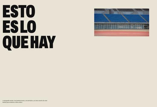 Cartel con el texto «Aquí está lo que recibes» sobre fondo crema