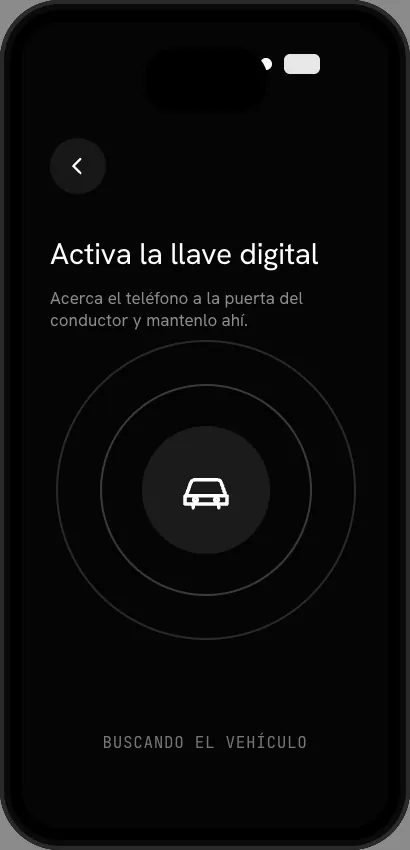 Pantalla móvil oscura para activar la llave digital del vehículo